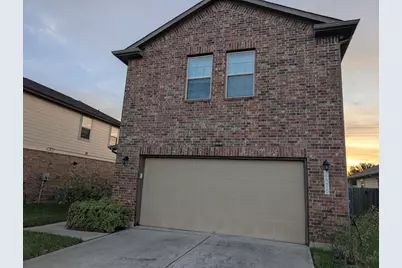2426 Heritage Court, Missouri City, TX 77489 - Photo 2