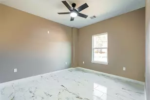 408 County Rd 3414, Cleveland, TX 77327 - Photo 10