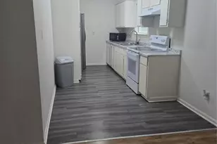 4215 Ross St, Bacliff, TX 77518 - Photo 6