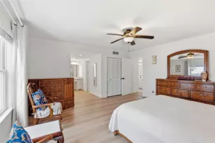36 S Shore Dr, Galveston, TX 77551 - Photo 18
