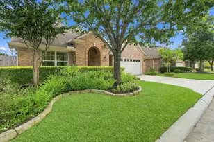 15243 Scenic Woodland Dr, Conroe, TX 77384 - Photo 2