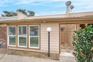 1014 Graham Dr, Tomball, TX 77375 - Photo 2