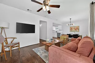 2212 Rosewood St, Houston, TX 77004 - Photo 2