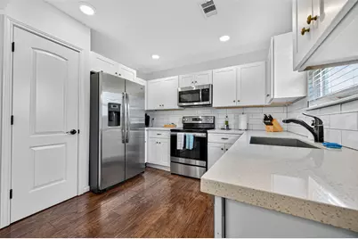 2212 Rosewood Street #F, Houston, TX 77004 - Photo 10