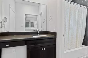 317 Eado Park Cir, Houston, TX 77020 - Photo 34