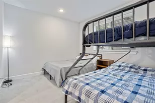 317 Eado Park Cir, Houston, TX 77020 - Photo 32