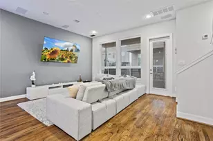 317 Eado Park Cir, Houston, TX 77020 - Photo 8