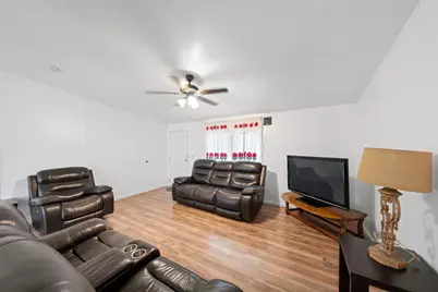 2522 Joseph Pine Lane, Houston, TX 77088 - Photo 6