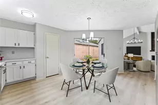 16218 Olive Glen Dr, Houston, TX 77082 - Photo 6