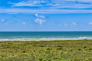 4241 Pointe W Dr, Galveston, TX 77554 - Photo 48
