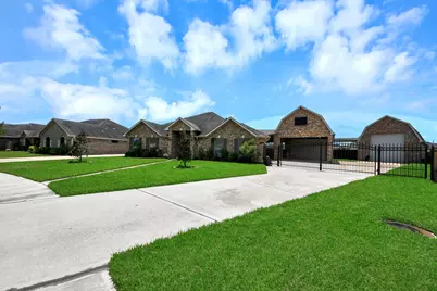 6702 Falcon Ridge, Manvel, TX 77578 - Photo 4