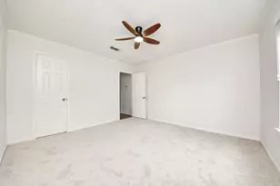 114 Lindencrest Ct, Sugar Land, TX 77479 - Photo 30