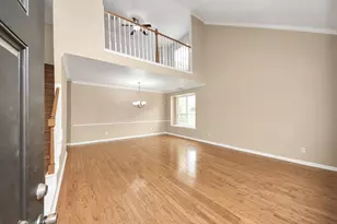 114 Lindencrest Ct, Sugar Land, TX 77479 - Photo 6
