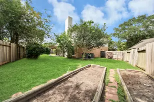 114 Lindencrest Ct, Sugar Land, TX 77479 - Photo 36