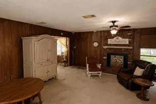204 Gerald St, Willis, TX 77378 - Photo 4