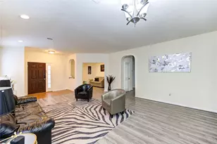 16211 Peach Bluff Ln, Cypress, TX 77429 - Photo 12