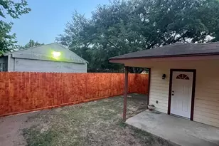 2611 Center St, Waller, TX 77484 - Photo 16