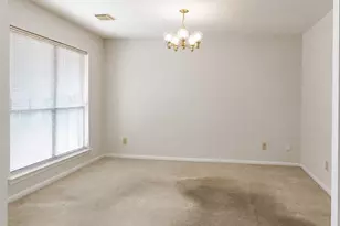 3904 Spring Cir Dr E, Pearland, TX 77584 - Photo 10