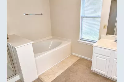 3904 Spring Circle Drive E, Pearland, TX 77584 - Photo 8