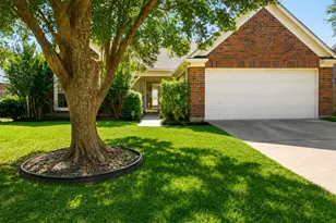 3904 Spring Cir Dr E, Pearland, TX 77584 - Photo 1