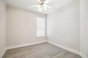 22035 Holly Branch Dr, Tomball, TX 77375 - Photo 6