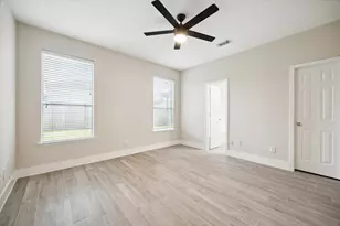 22035 Holly Branch Dr, Tomball, TX 77375 - Photo 4
