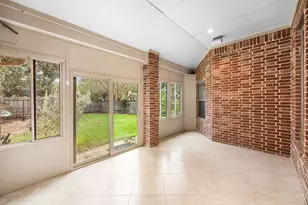 802 Floriencia St, Sugar Land, TX 77479 - Photo 32