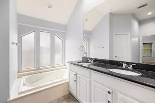 802 Floriencia St, Sugar Land, TX 77479 - Photo 24