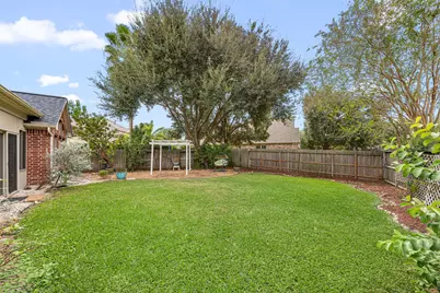 802 Floriencia Street, Sugar Land, TX 77479 - Photo 34