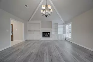 919 Mockingbird Way, Sugar Land, TX 77478 - Photo 6