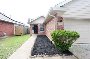 4823 Canyon Blanco Dr, Houston, TX 77045 - Photo 2