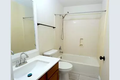 4823 Canyon Blanco Drive, Houston, TX 77045 - Photo 12