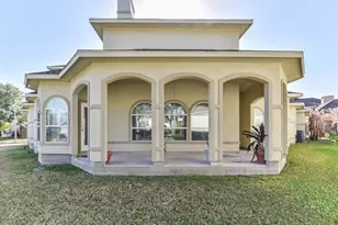 8002 Harbor Point Dr, Houston, TX 77071 - Photo 2