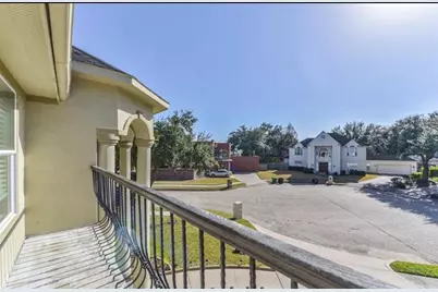 8002 Harbor Point Drive, Houston, TX 77071 - Photo 4