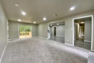 296 Kings Row, Livingston, TX 77351 - Photo 16