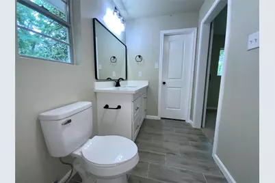 296 Kings Row, Livingston, TX 77351 - Photo 32