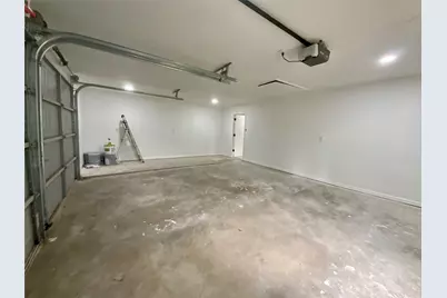 296 Kings Row, Livingston, TX 77351 - Photo 34