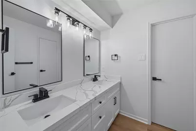 210 Ridgemont Drive, Alvin, TX 77511 - Photo 20