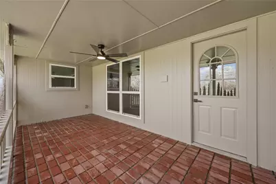 210 Ridgemont Drive, Alvin, TX 77511 - Photo 22