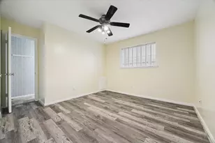 1306 S Kirkwood Rd, Houston, TX 77077 - Photo 24