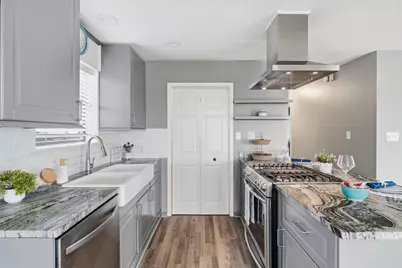 271 Barracuda Street, Hitchcock, TX 77563 - Photo 14