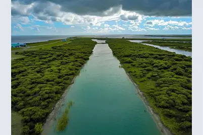 2952 Palacios Bay Drive, Palacios, TX 77465 - Photo 1