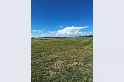 2952 Palacios Bay Drive, Palacios, TX 77465 - Photo 18