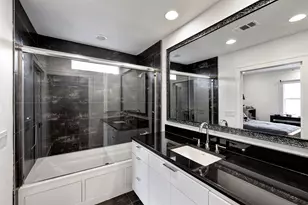2234 Goldsmith St, Houston, TX 77030 - Photo 24