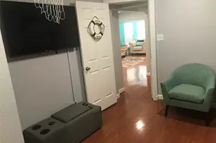 2319 56th St, Galveston, TX 77551 - Photo 10