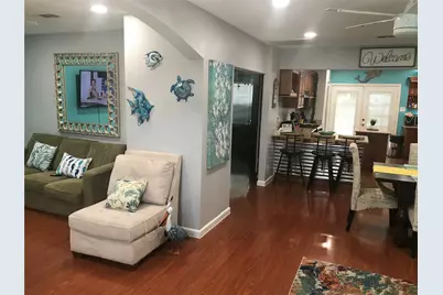 2319 56th Street, Galveston, TX 77551 - Photo 2