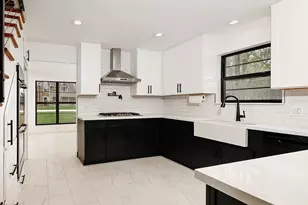 29 N Havenridge Dr, The Woodlands, TX 77381 - Photo 12