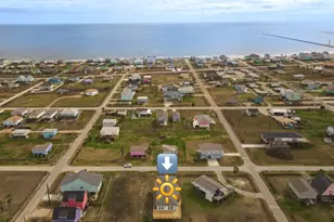 1014 Treaty Dr, Surfside Beach, TX 77541 - Photo 2