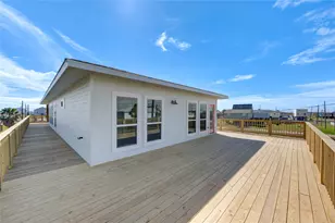 1014 Treaty Dr, Surfside Beach, TX 77541 - Photo 24