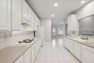 15406 Juniper Cove Ct, Cypress, TX 77433 - Photo 2